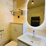 Moderne Avec Cheminee Et Animaux Bienvenus Proche De Gerardmer - Fr-1-589-778 *