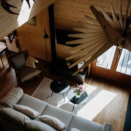 Moderne Avec Cheminee Et Animaux Bienvenus Proche De Gerardmer - Fr-1-589-778 *